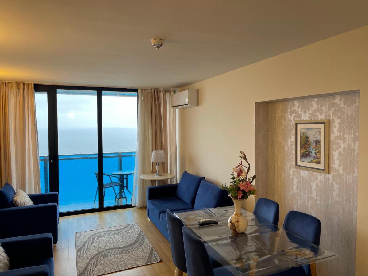 Orbi City Aparthotel Batumi Ngoại thất bức ảnh